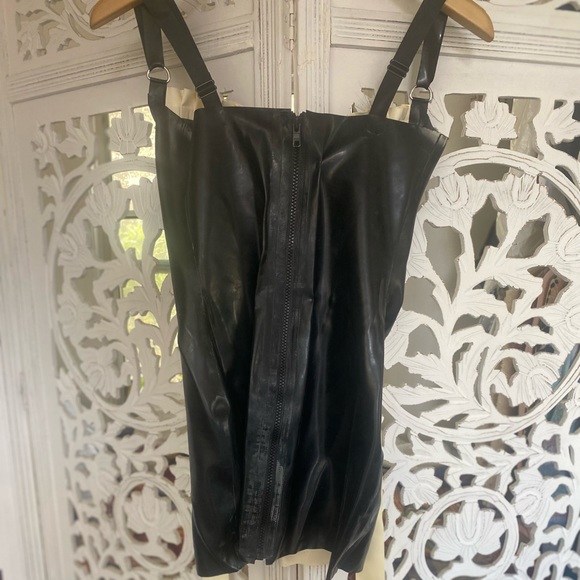 Sexy Maid Latex Dress - Picture 5 of 7